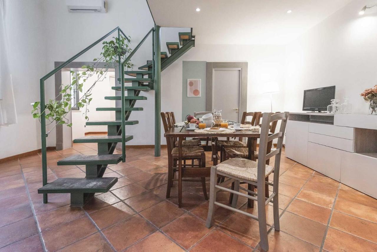 Terzo Campanello - Terrazza Nel Centro Storico Apartment Lecce Exterior photo